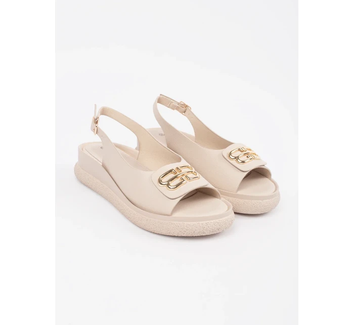 Klasické dámské  sandály hnědé bez podpatku