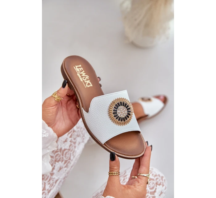 Kožené Pantofle S Dekorací Na Plochém Podpatku Bílé Lewski model 21682268 - Boto Kožené Pantofle S Dekorací Na Plochém Podpatku Bílé Lewski model 21682268 - Boto