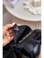 Lakované kotníkové boty na klínku zateplené Vinceza černé Lakované kotníkové boty na klínku zateplené Vinceza černé