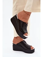 Dámské sandály z přírodní kůže na platformě Vinceza 95392 Černé