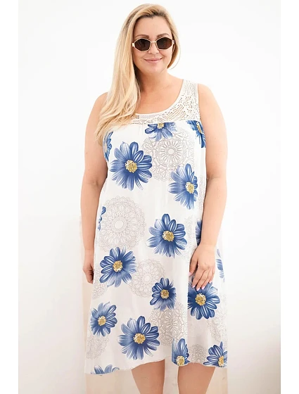 Dámské šaty Plus Size z viskózy s květinovým vzorem a krajkovým výstřihem béžová Dámské šaty Plus Size z viskózy s květinovým vzorem a krajkovým výstřihem béžová