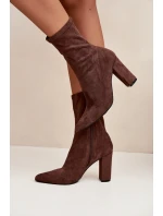 Dámské kozačky na podpatku s prošíváním hnědé Rosivelle Dámské kozačky na podpatku s prošíváním hnědé Rosivelle