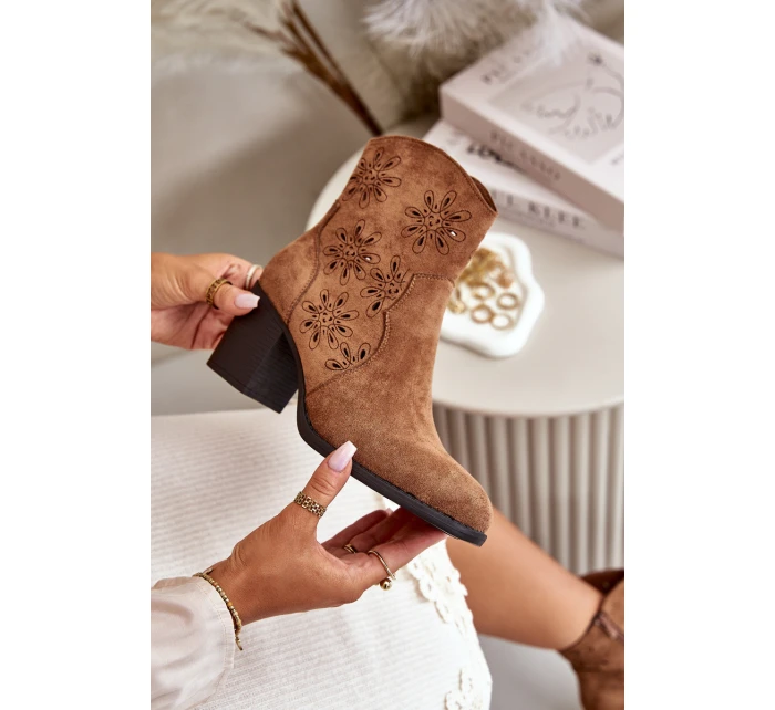 Boty S Svrškem Na Podpatku Eko Semišové Hnědé model 21668000 - Boto Boty S Svrškem Na Podpatku Eko Semišové Hnědé model 21668000 - Boto