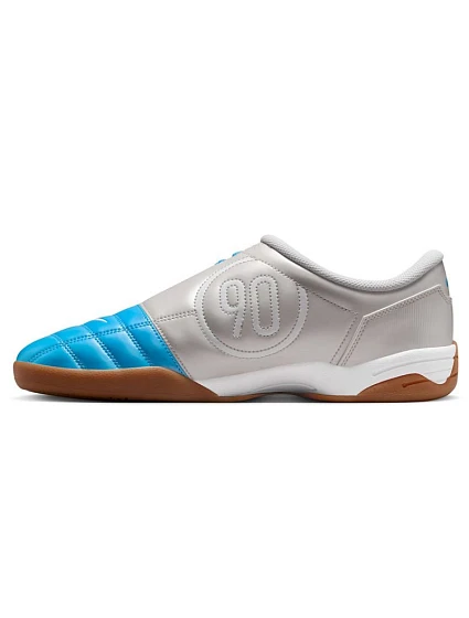 Boty Total 90 IC model 21763914 - NIKE