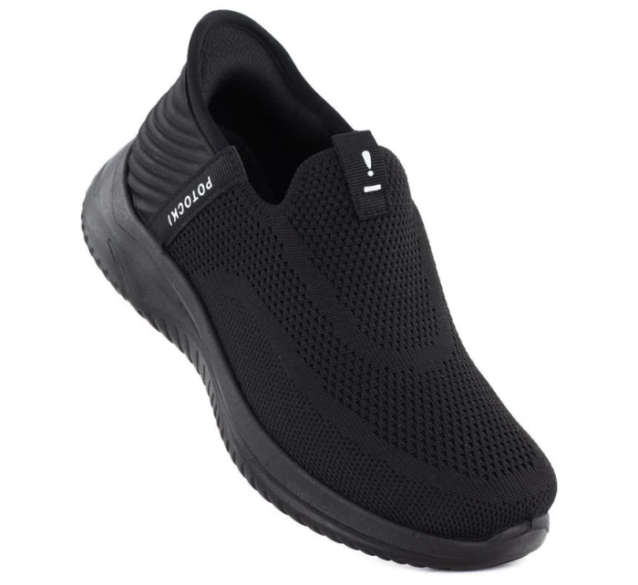 Dámská slip on sportovní obuv černá Potocki BK01312 Dámská slip on sportovní obuv černá Potocki BK01312