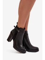 Dámské botky na podpatku s páskem Mirielle – černé Dámské botky na podpatku s páskem Mirielle – černé