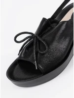 Komfortní  sandály černé dámské na klínku