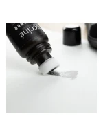 COCCINE BLACKENER Černý Korektor V Tekutině 75g