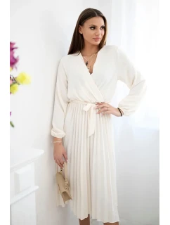 Šaty se  lemem světle béžová model 21908583 - K-Fashion