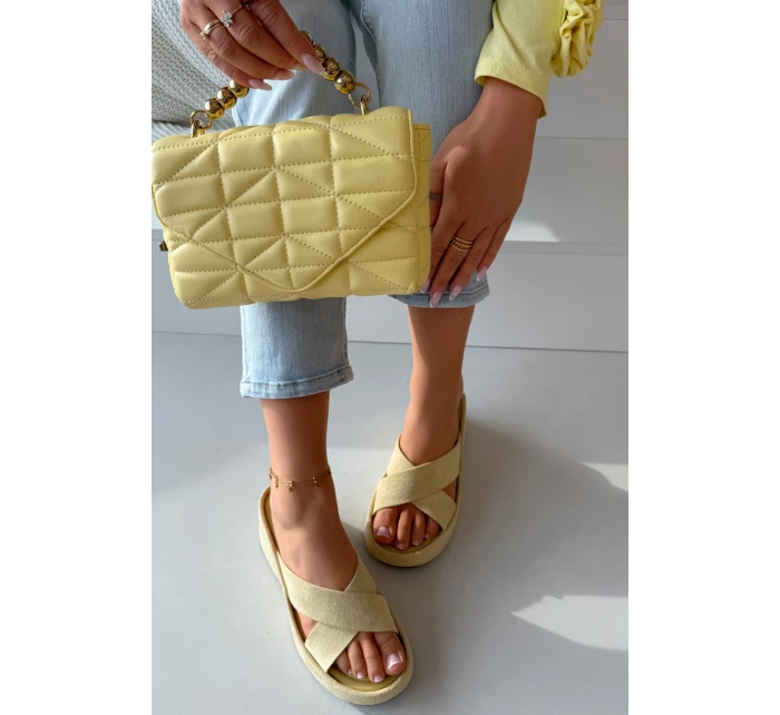 Dámské pantofle na platformě z žluté model 21919321 - Boto