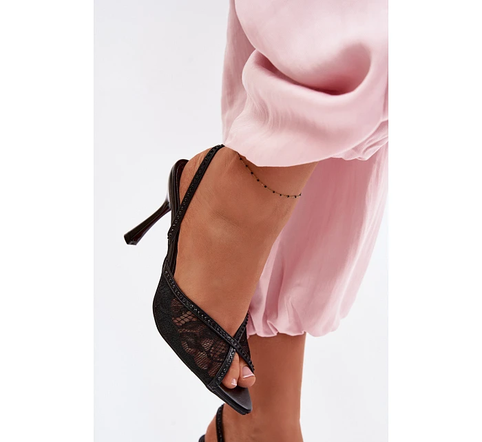 Dámské sandály na podpatku s krajkou a zdobením Černé Melivelle