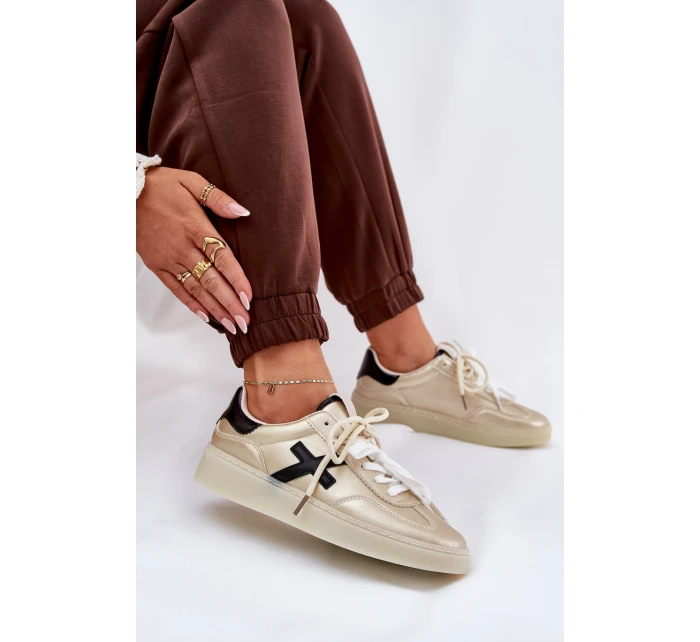 Nízké dámské sportovní boty zlaté model 21685903 - Boto Nízké dámské sportovní boty zlaté model 21685903 - Boto