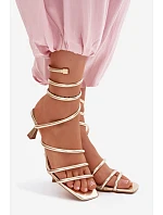Dámské sandály na podpatku s pásky Zlaté model 22102998 - Boto