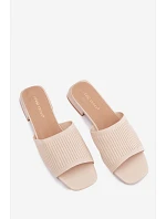 Materiálové dámské pantofle na nízkém podpatku Světle béžové Belissea