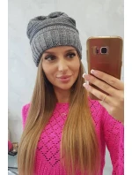 Dámská čepice tmavě šedá model 18751811 - K-Fashion Dámská čepice tmavě šedá model 18751811 - K-Fashion