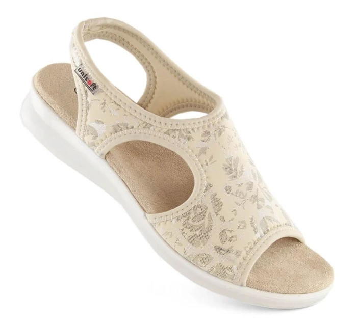 Dámské pohodlné nazouvací sandály béžové model 22014917