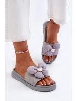 Dámské šedé sandály s ozdobou na nízké platformě Cedrella Dámské šedé sandály s ozdobou na nízké platformě Cedrella