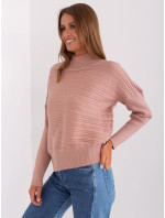 Zaprášený růžový asymetrický svetr s copánky