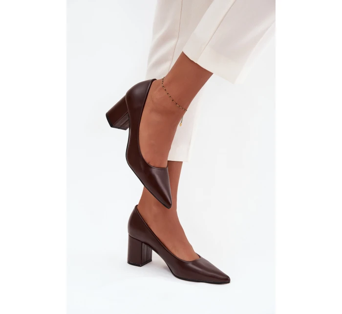 Lodičky na sloupkovém podpatku se  čokoládové model 21711480 - Boto