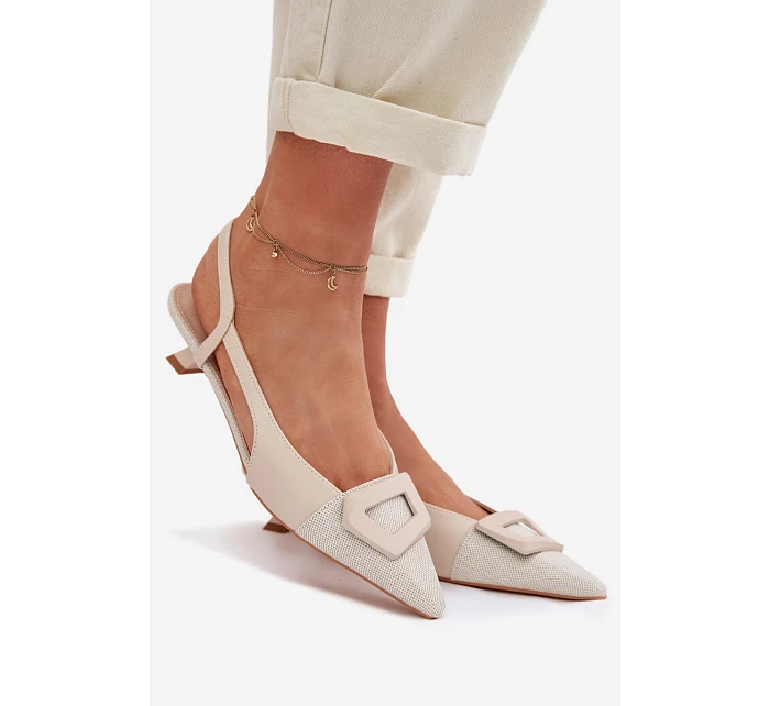 Dámské sandály na nízkém podpatku s ozdobným detailem Béžové Camira