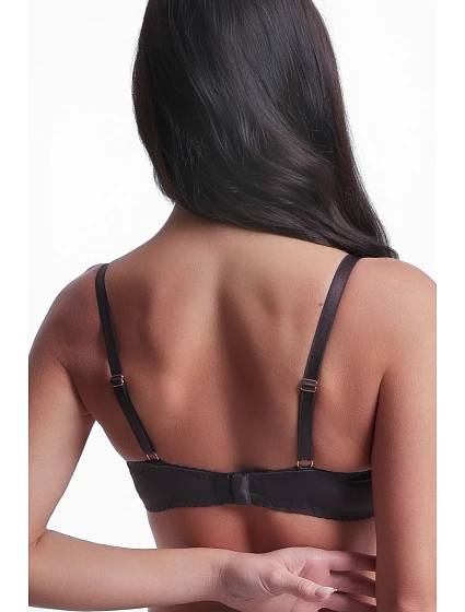 BRA AV model 22009456 - Ava
