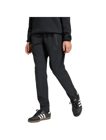Dětské kalhoty Tiro 26 Travel Woven black model 22072083 - ADIDAS