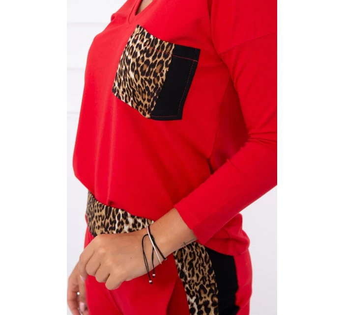 Sada s leopardím potiskem červená