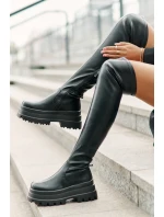 Kozačky Po Kolena Na Masivní Platformě Černé Zinera