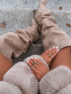 Náklopové dámské kozačky na podpatku béžové Ysolienne