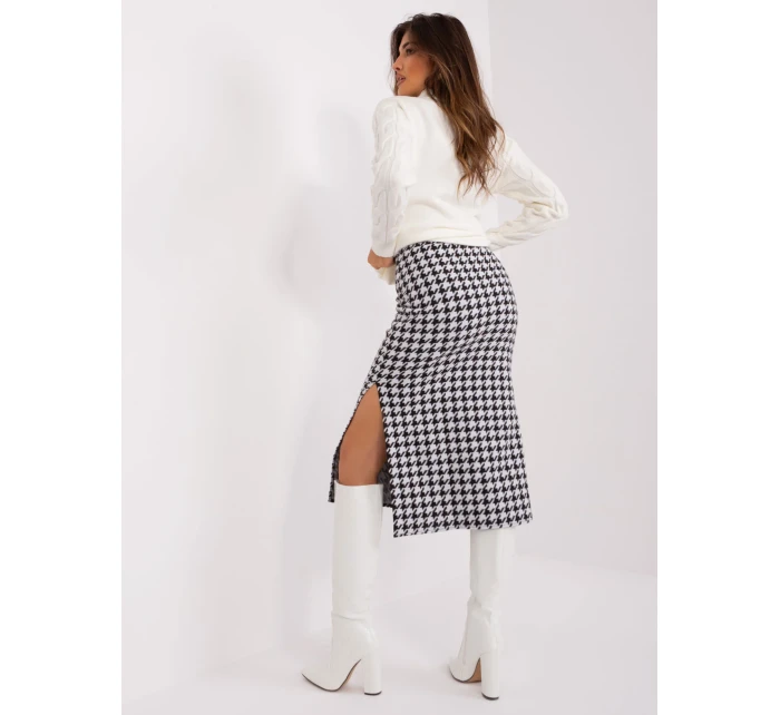 Sukně LK SD 509400 1.09P bílá a černá