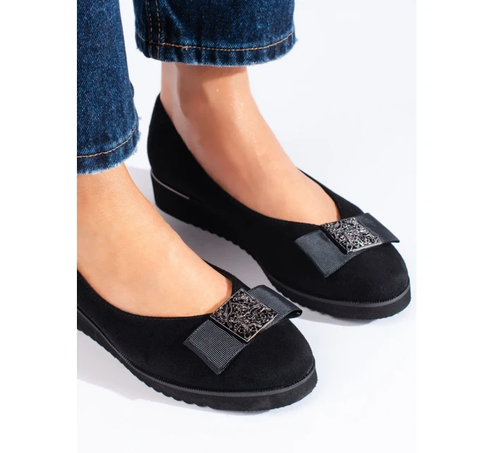 Pohodlné dámské  lodičky černé na klínku