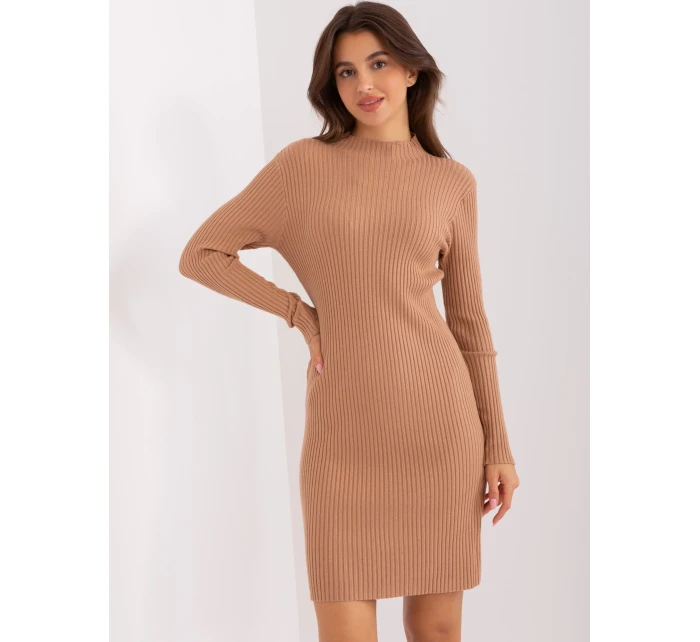 PM SK PM319 šaty.19 velbloudů