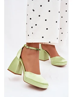 Sandály na podpatku  model 226914 Step in style