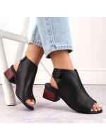 Kožené pohodlné sandály Remonte W RKR654 Kožené pohodlné sandály Remonte W RKR654