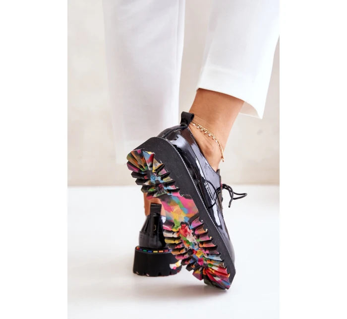 Lakované Dámské Polobotky Na Černé Artiker model 21672041 - Boto