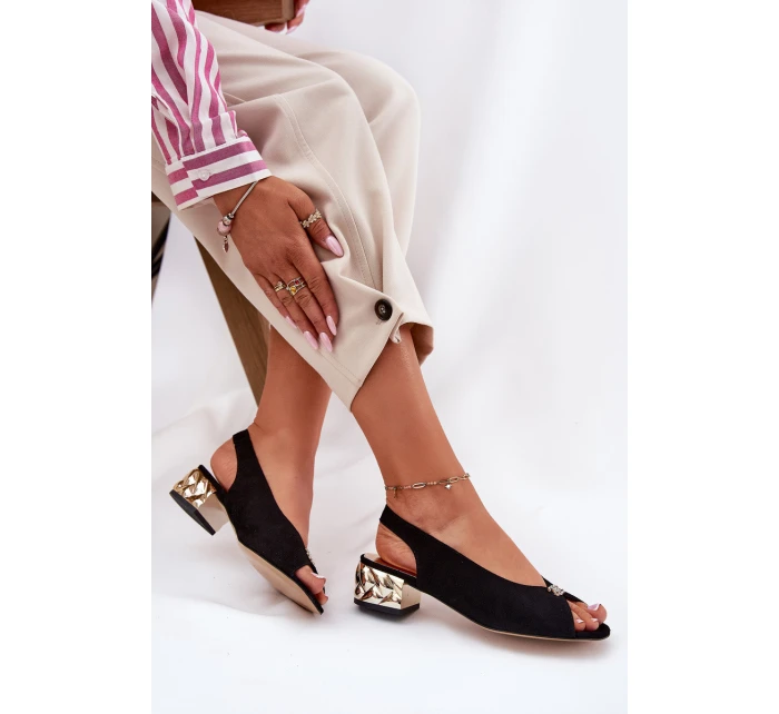 Semišové Elegantní Dámské Sandály model 21694823 Černé - CheBello