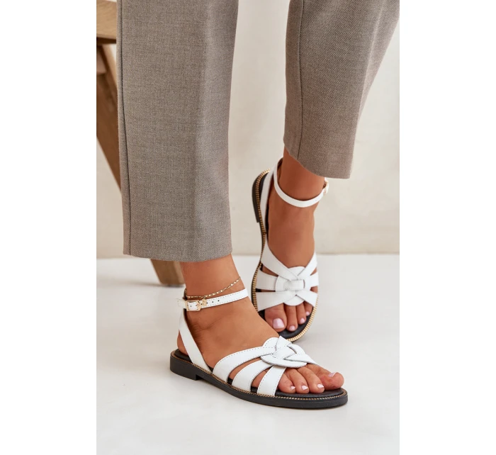 Kožené Dámské Sandály Na Plochém Podpatku Bílé Zazoo model 21682210 - Boto Kožené Dámské Sandály Na Plochém Podpatku Bílé Zazoo model 21682210 - Boto