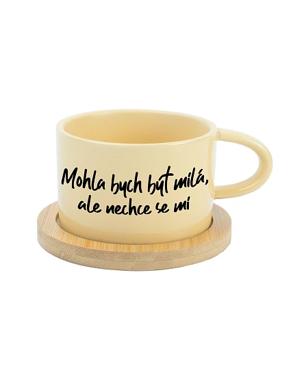 MOHLA BYCH BÝT MILÁ, ALE NECHCE SE MI - žlutý hrníček makronka 200 ml MOHLA BYCH BÝT MILÁ, ALE NECHCE SE MI - žlutý hrníček makronka 200 ml