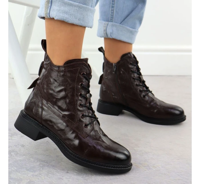 Dámské zateplené kožené boty brown dámské model 21905169 - VINCEZA Dámské zateplené kožené boty brown dámské model 21905169 - VINCEZA