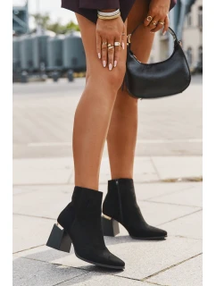 Zateplené dámské kotníkové boty na z černé model 21708739 - Boto