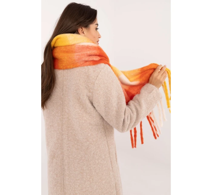 Šála  model 203175 AT