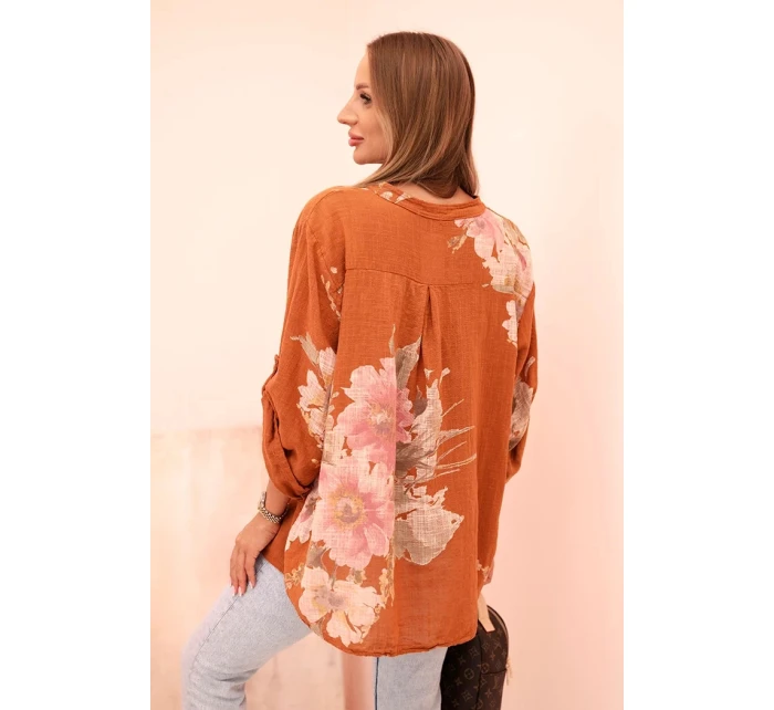 Dámská bavlněná blůza s květinovým vzorem a knoflíky rudá