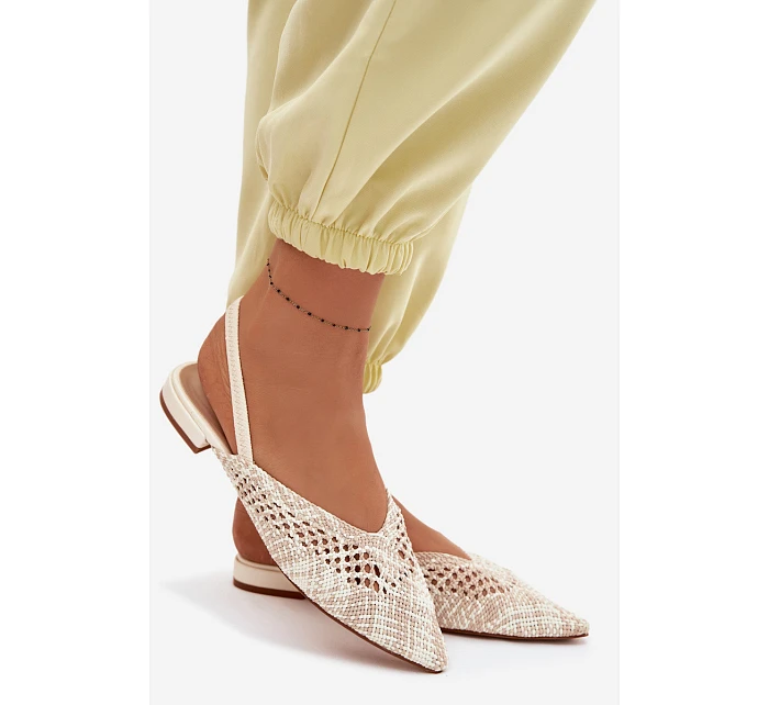 Dámské béžové ploché sandály model 22102865 - Boto