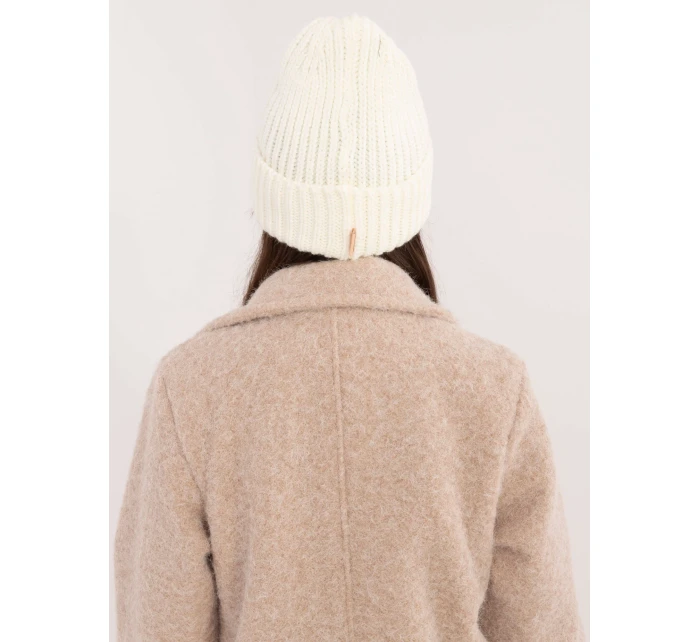 Čepice JK CZ model 20527614 ecru - FPrice Čepice JK CZ model 20527614 ecru - FPrice