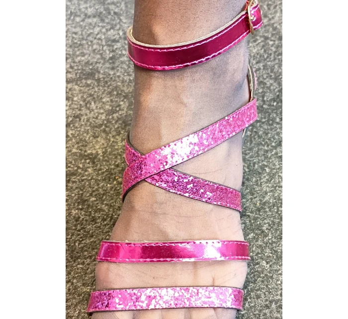 Dámské sandály fuchsiové model 21418392 - SWEET SHOES Dámské sandály fuchsiové model 21418392 - SWEET SHOES