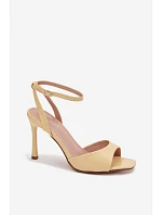 Sandály na podpatku  model 227435 Step in style