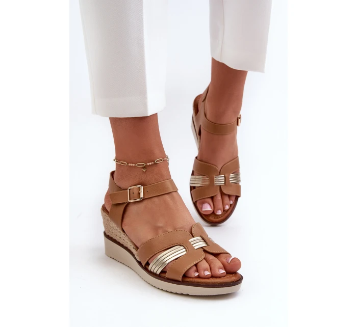 Dámské sandály na klínku s proutěním hnědé Starlenna Dámské sandály na klínku s proutěním hnědé Starlenna