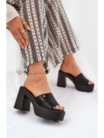 Dámské Pantofle Z Eko Kůže Na Podpatku A Platformě Černé Tamirella Dámské Pantofle Z Eko Kůže Na Podpatku A Platformě Černé Tamirella