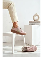 Dámské tenisky z přírodního semiše na platformě model 22069636 růžové - VINCEZA