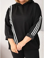 Dámská mikina Plus Size z viskózy s kapucí a ozdobnými proužky černá Dámská mikina Plus Size z viskózy s kapucí a ozdobnými proužky černá